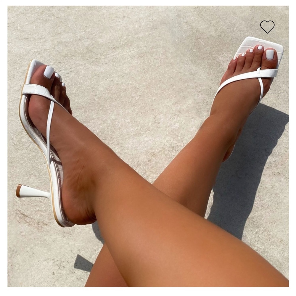 SIMMI Picnic White Faux Croc Print Mule